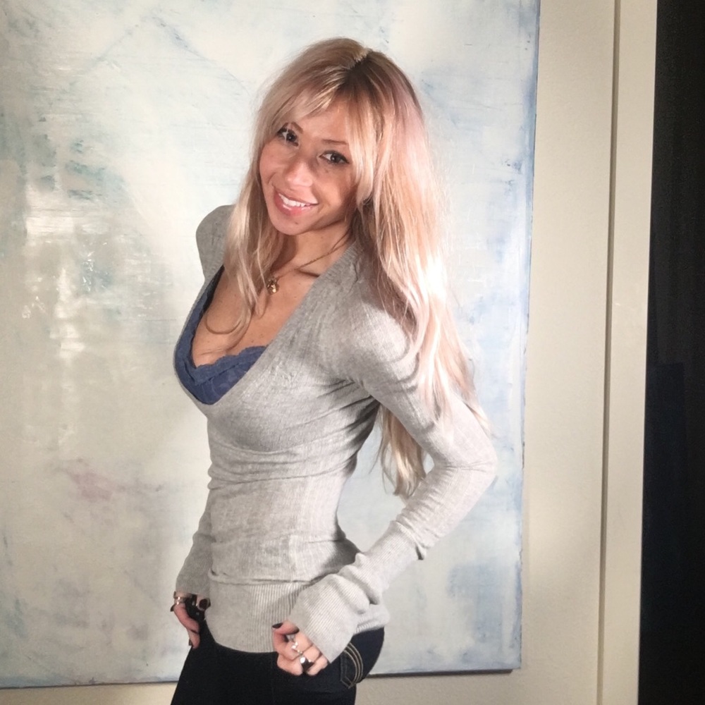 ***SOLD* Long sleeve Abercrombie top